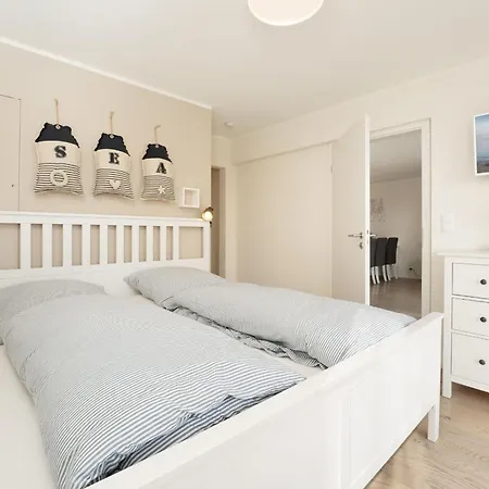 Beachside Holiday home Bliesdorf