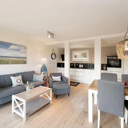 Beachside Holiday home Bliesdorf